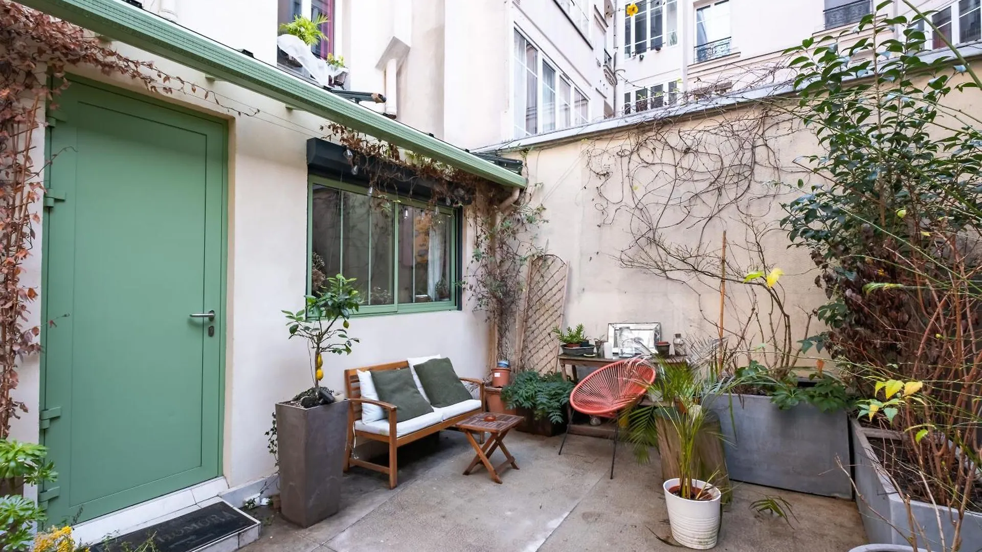 Veeve - Montmartre Dreams *